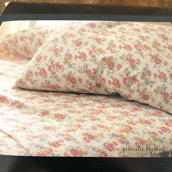 Vintage Floral Martex Pink King Sheet 